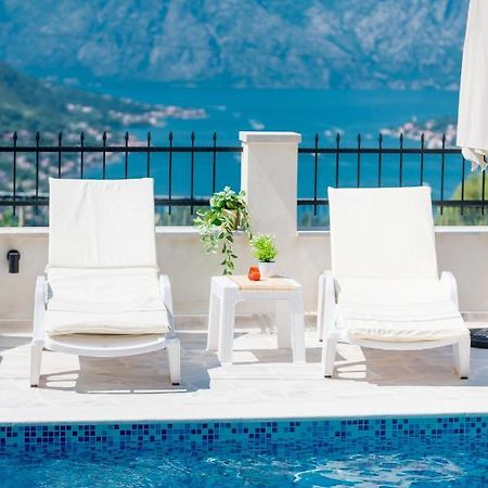 Appartement Boka Bay à Kotor Extérieur photo