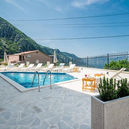 Appartement Boka Bay à Kotor Extérieur photo