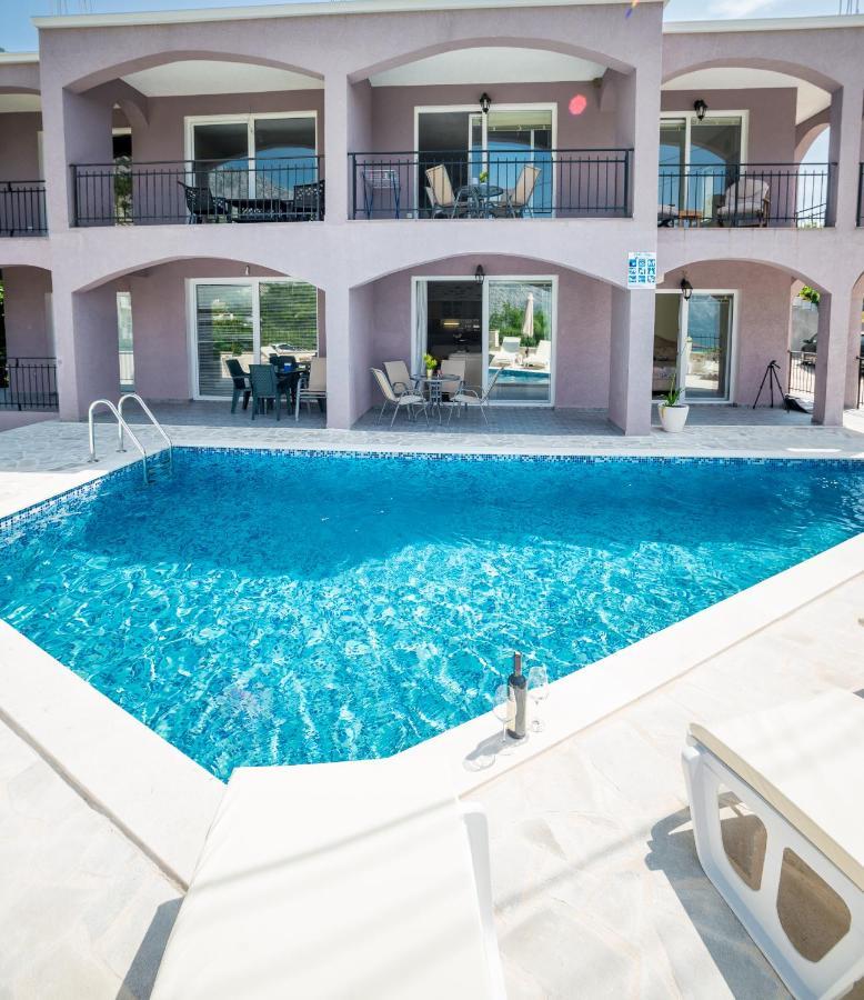Appartement Boka Bay à Kotor Extérieur photo