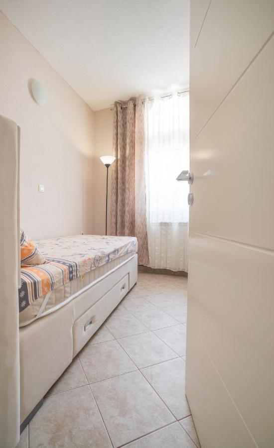 Appartement Boka Bay à Kotor Extérieur photo